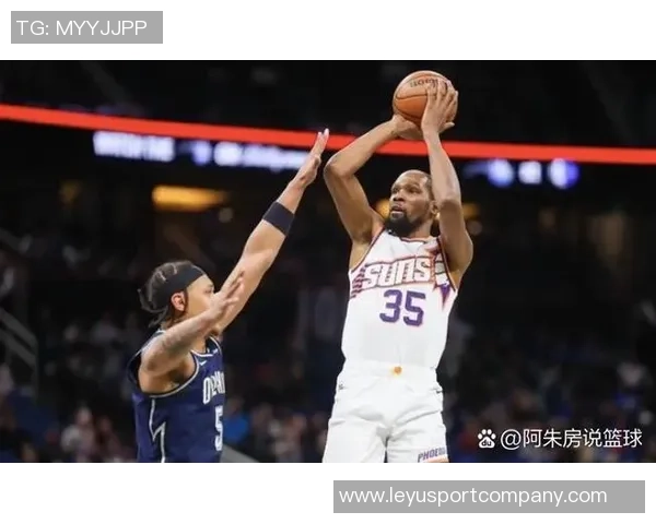 杜兰特本赛季首度斩获35分5助攻5三分创生涯第21次辉煌表现